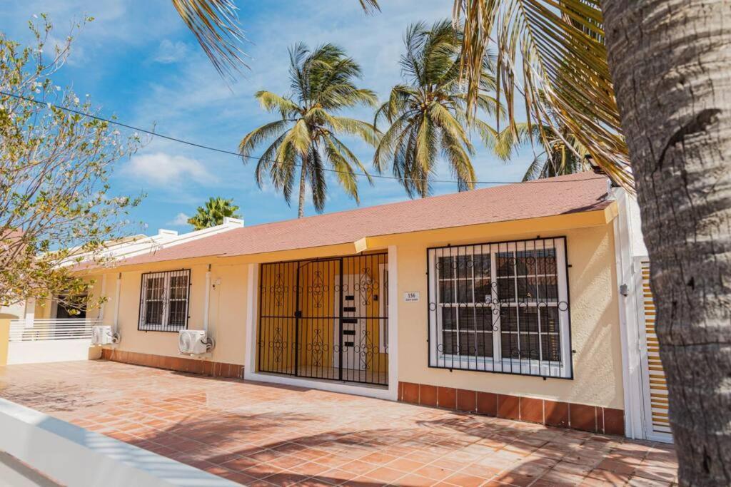 Blue Sky Residence Aruba Savaneta Exteriör bild